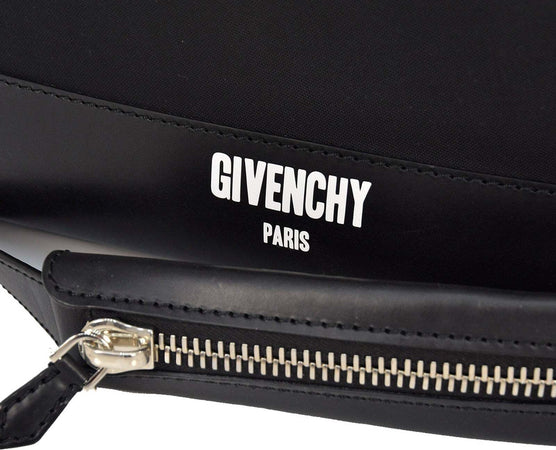 Givenchy-Borsone-con-Tracolla-Nero-Uomo-Cerniera-Poliammide-Mod.BJ05026143001-da-uomo