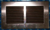 GRIGLIA-DI-AREAZIONE-IN-RAME-mm-240x140-CON-RETE-ANTI-INSETTI