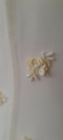 Gritti Spose Atelier Abito Da Sposa Bianco Avorio Ricamato Scollo Quadrato Vestito Da Sposa Bianco Tulle Ricamato Applicazioni A Perline Moda/Donna/Abbigliamento/Vestiti/Sposa Ideart - Valdilana, Commerciovirtuoso.it