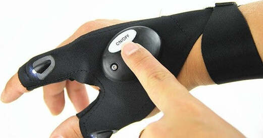 GUANTO IN NEOPRENE AMBIDESTRO LUCE LED TORCIA PESCA EMERGENZA LAVORI RIPARAZIONI Fai da te/Sicurezza e protezione/Attrezzature per sicurezza sul lavoro/Guanti/Guanti da lavoro Trade Shop italia - Napoli, Commerciovirtuoso.it