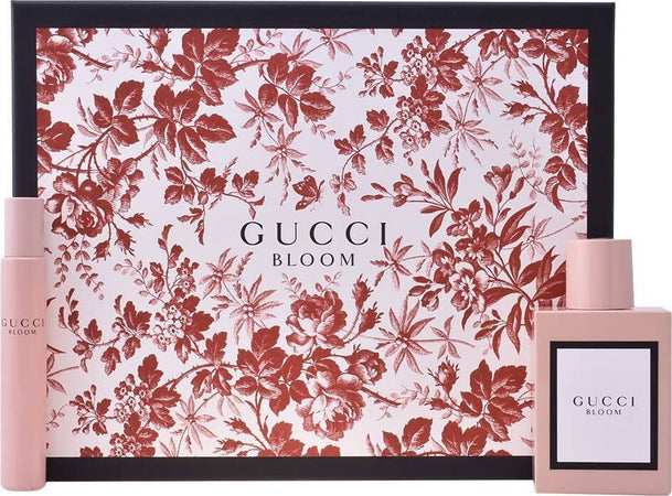 Gucci Bloom Set Profumo Donna, Gucci Bloom Eau De Parfum Spray 50ml Bloom Eau De Parfum Roll On 7,4ml Cofanetto Gucci per Lei profumo SG Store - Nicosia, Commerciovirtuoso.it