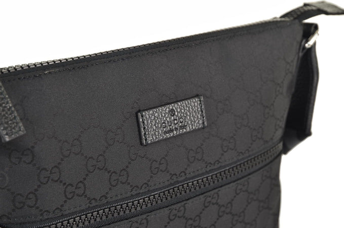 Gucci-Borsello-Messenger-Nero-Uomo-Tessuto-GG-Canvas-Mod.-449184-G1XHN-8615-da-uomo
