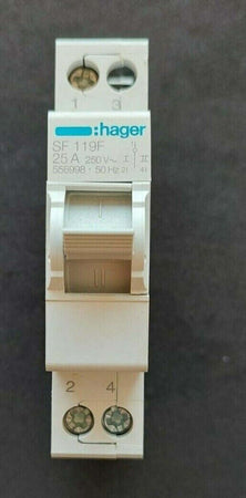 HAGER---INVERTITORE-CON-COMMUTATORE-DI-ZERO-SF-119F-25A-250V