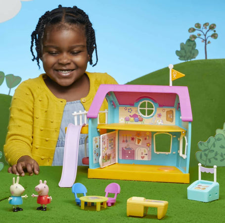 Hasbro Peppa Pig Pep Clubhouse Gioco per Bambini Casa Con 11 Pezzi E 2 Personaggi