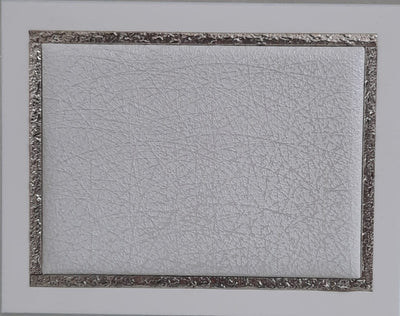 Cofanetto porta gioie Casa Reale Riga in MDF con dettaglio in argento 925, 23x18x6,5 cm, raffinato e artigianale Made in Italy.