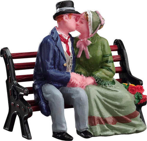 Il bacio, personaggi per villaggio di Natale in poliresina Casa e cucina/Decorazioni per interni/Addobbi e decorazioni per ricorrenze/Decorazioni natalizie/Oggettistica MagiediNatale.it - Altamura, Commerciovirtuoso.it