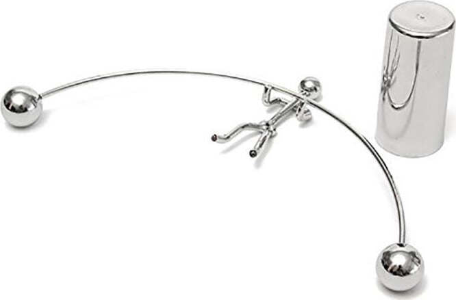 IL PENDOLO DI NEWTON UOMO IN EQULIBRIO ACCIAIO ARREDO CASA UFFICIO GAME BALL  Trade Shop italia - Napoli, Commerciovirtuoso.it