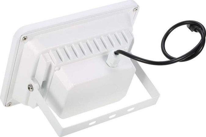 Illuminatore Faretto Infrarossi Per Telecamera 15 Led Ir 900 Lm Per Telecamere Articoli da Giardino > Illuminazione da esterno > Faretti da esterno Trade Shop italia - Napoli, Commerciovirtuoso.it
