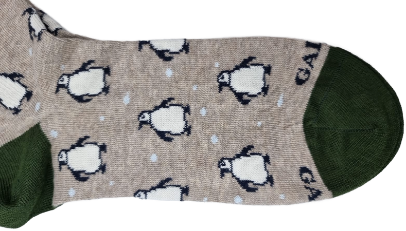 Calze Lunghe Uomo Gallo - Fantasia Pinguini colore biscotto/panna - Made in Italy