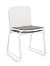 Sedia Giulia con seduta in plastica, per arredo interno 43,5 x 50 x h 79 cm