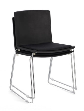 Sedia "Giulia" con seduta in plastica, per arredo interno 43,5 x 50 x h 79 cm