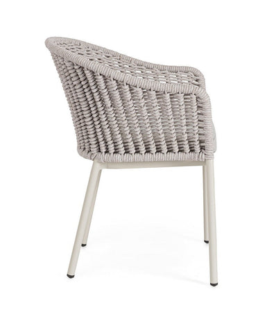 Sedia "Salines" struttura in alluminio, con braccioli, intreccio in corda, per interni ed esterni