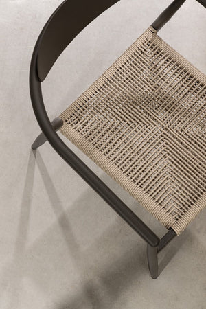 Sedia "Linares" struttura in alluminio, con seduta in fibra sintetica, per interni ed esterni