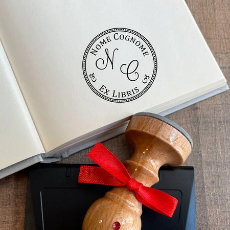 Timbro Ex Libris Iniziali - d. 40 mm