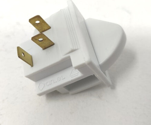 INTERRUTTORE 3 CONTATTI PORTA FRIGORIFERO WHIRLPOOL HOTPOINT ARISTON C00281743 C00345094 480132102175 488000281743 Casa e cucina/Grandi elettrodomestici/Accessori e parti di ricambio/Ricambi e accessori per frigoriferi/Altri ricambi per frigoriferi Rossi Ricambi - Venetico Marina, Commerciovirtuoso.it