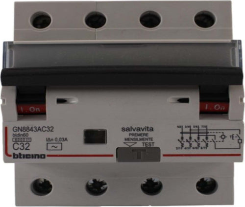 Interruttore-magnetotermico-differenziale-salvavita-4P-32A-30mA-classe-AC-6kA-Bticino
