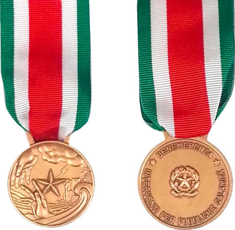 Interventi Di Pubbliche Calamità - Nastro / Nastrino / Medaglia Sport e tempo libero/Accessori/Trofei medaglie e premi/Medaglie Il Distintivo - Pesaro, Commerciovirtuoso.it