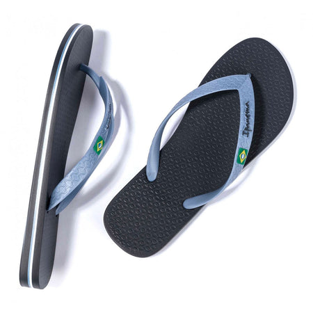Infradito Ipanema Clas Brasil II uomo colore nero con bandiera brasiliana e suola ispirata alla spiaggia di Ipanema vista di lato