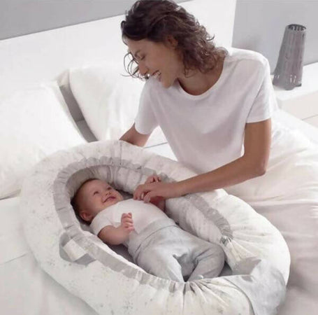 Jane Growing Plus Nido Per Bambini, 3 Kg Cuscino Riduttore Growing Plus Janè Baby-nest Casa e cucina/Arredamento/Cameretta bambini/Lettini per neonati e bambini/Baby-nest Mondo Bimbo - Bagnara Calabra, Commerciovirtuoso.it