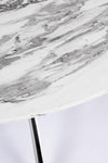 Tavolo John Marble tondo con gambe in acciaio, struttura cromata, piano in legno ricoperto con carta effetto marmo