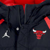 JORDAN-NBA-Piumino-Uomo-Nba-Courtside-Statement-Edition-Full-zip-Jacket-Chibul-Black/university-Red-da-uomo