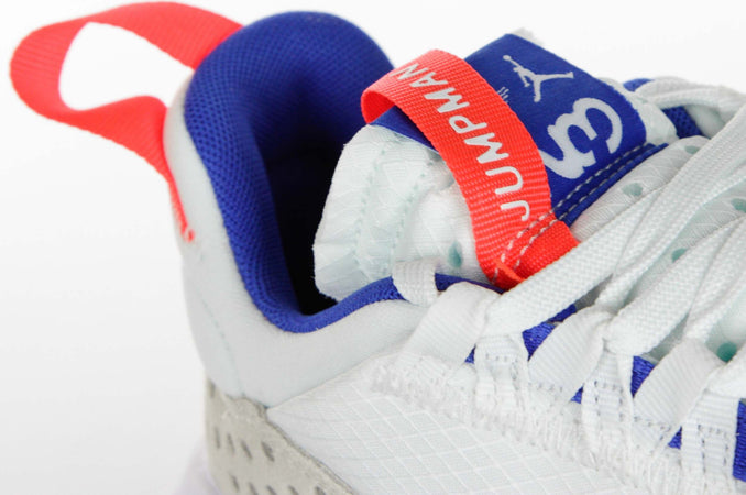 JORDAN-Scarpa-Bassa-Donna-Wmns-Jordan-Delta-White/white/hyper-Royal/bright-Crimson-da-donna
