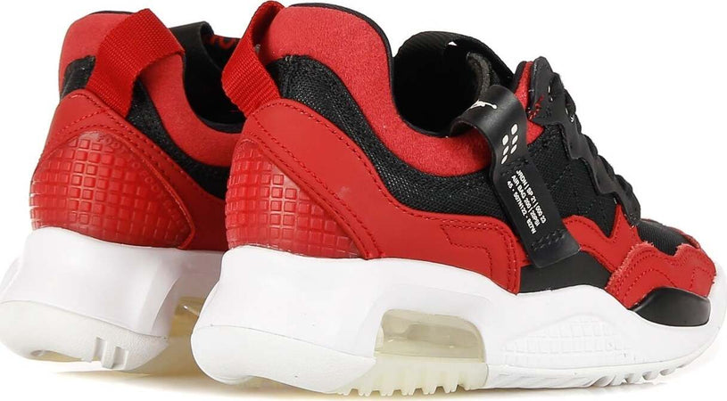 JORDAN-Scarpa-Bassa-Donna-Wmns-Jordan-Ma2-Gym-Red/black/white-da-donna
