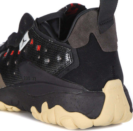 JORDAN-Scarpa-Bassa-Uomo-Jordan-Delta-2-Black/university-Red/velvet-Brown-da-uomo