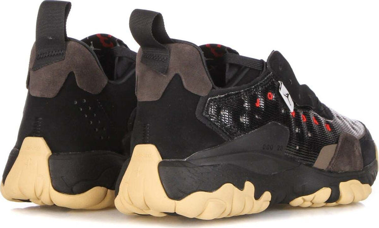JORDAN-Scarpa-Bassa-Uomo-Jordan-Delta-2-Black/university-Red/velvet-Brown-da-uomo