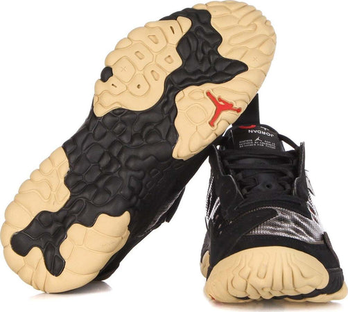 JORDAN-Scarpa-Bassa-Uomo-Jordan-Delta-2-Black/university-Red/velvet-Brown-da-uomo
