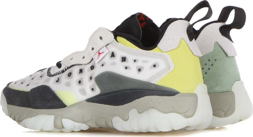 JORDAN-Scarpa-Bassa-Uomo-Jordan-Delta-2-Platinum-Tint/chile-Red/stone-da-uomo