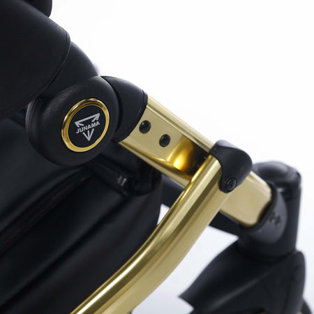 Junama Diamond Exclusive 2.0 3 in 1 Black/Black Telaio e Dettagli Oro Giallo Prima infanzia/Passeggini carrozzine e accessori/Passeggini e carrozzine/Sistemi modulari La Casa Del Bebè - Napoli, Commerciovirtuoso.it