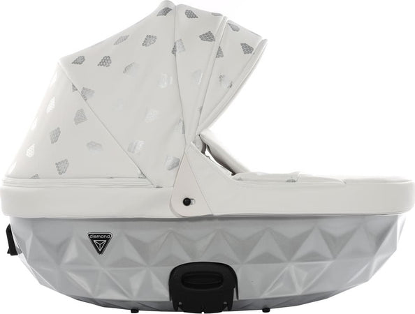 Junama Diamond GLOW V2 3 in 1 PELLE BIANCO Navicella Grigia Satinato Telaio CROMATO Prima infanzia/Passeggini carrozzine e accessori/Passeggini e carrozzine/Sistemi modulari La Casa Del Bebè - Napoli, Commerciovirtuoso.it