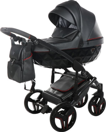 Junama Trio S-CLASS 3 in 1 Nero Telaio e dettagli Nero/Rosso Prima infanzia/Passeggini carrozzine e accessori/Passeggini e carrozzine/Sistemi modulari La Casa Del Bebè - Napoli, Commerciovirtuoso.it