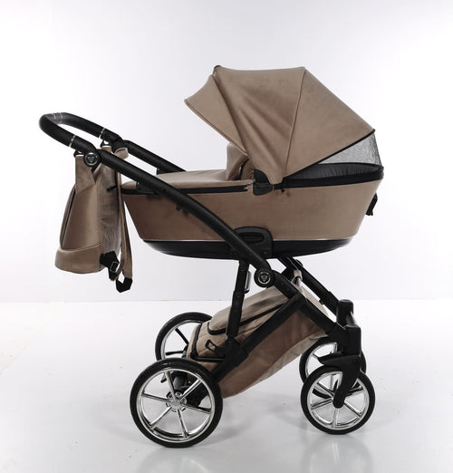 Junama Velur Italy 3 in 1 Beige Telaio Nero dettagli Argento Prima infanzia/Passeggini carrozzine e accessori/Passeggini e carrozzine/Sistemi modulari La Casa Del Bebè - Napoli, Commerciovirtuoso.it