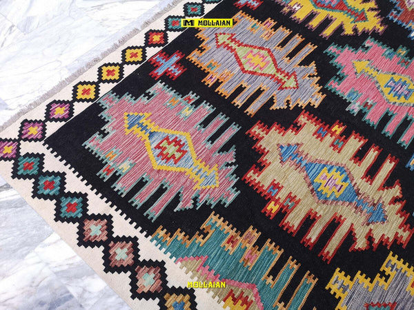 Kilim-Azari-extra-fine-246x196