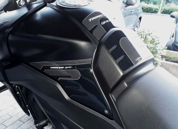 KIT-3-ADESIVI-RESINA-PROTEZIONI-compatibili-per-moto-YAMAHA-TRACER-900-2018-2020