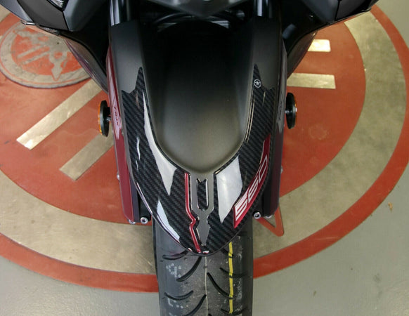 Kit-ADESIVI-GEL-3D-compatibili-YAMAHA-Tmax-560-2020-2021-CARBON-LOOK-ROSSO-ERGAL