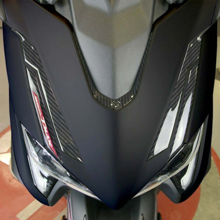 Kit-ADESIVI-GEL-3D-compatibili-YAMAHA-Tmax-560-2020-2021-CARBON-LOOK-ROSSO-ERGAL