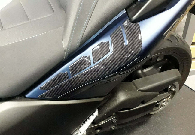 KIT-ADESIVI-GEL-3D-PROTEZIONI-FIANCHI-CODA-compatibili-YAMAHA-TMAX-530-dal-2017