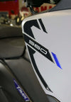 Kit-ADESIVI-in-GEL-3D-compatibili-YAMAHA-Tmax-560-2020-21-carbon-look-blu-metal