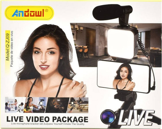 KIT-BLOG-INFLUENCER-STREAMING-ONLINE-MICROFONO-LUCE-CON-STAFFA-PODCAST
