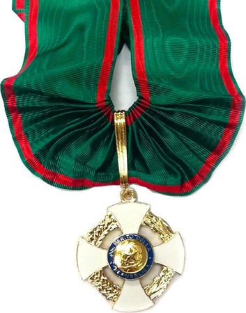 Kit Commendatore Ordine Al Merito Della Repubblica Italiana Omri Set Completo Con Collare Rosetta In Seta Croce Di Gala Sport e tempo libero/Accessori/Trofei medaglie e premi/Medaglie Il Distintivo - Pesaro, Commerciovirtuoso.it