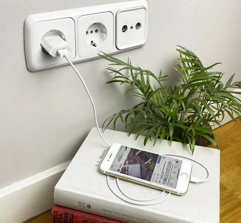 Kit-di-ricarica-usb-alimentatore-da-muro-e-cavo-usb-a-lightning-per-tutti-i-dispositivi-con-ingresso-lightning
