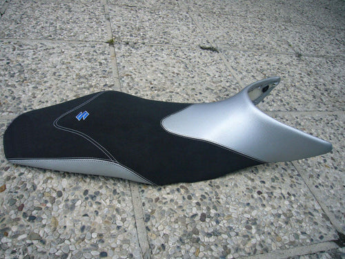 Kit-RIVESTIMENTO-SELLA-Seat-Cover-x-GSR-600-per-MOTO-SUZUKI-750-Simil-Alcantara