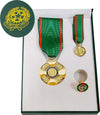 Kit Ufficiale Ordine Della Repubblica Economico per Nomina Da Cavaliere Al Merito Della Repubblica OMRI in Metallo, Zama E Seta Sport e tempo libero/Accessori/Trofei medaglie e premi/Medaglie Il Distintivo - Pesaro, Commerciovirtuoso.it