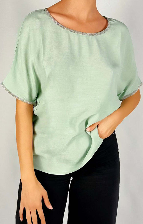 Kocca-Blusa-A-Maniche-Corte-Con-Rifiniture-Brillanti-Drultok-Verde-Polvere-Donna