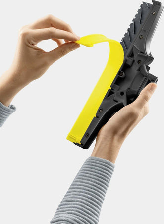 Kärcher WV 6 Plus Aspiragocce - Batteria Li-Ion, Durata Batteria 100 Min, Resa per una Ricarica della Batteria 300 m² (100 Finestre), Capacità Serbatoio Acqua Sporca 150 ml, Caricabatterie Rapido Aspiragocce Karcher Wv 6 Multifunzione Lavavetri A Batterie Casa e cucina/Aspirapolvere e pulizia di pavimenti e finestre/Aspiratori per finestre Ferus - Montoro, Commerciovirtuoso.it