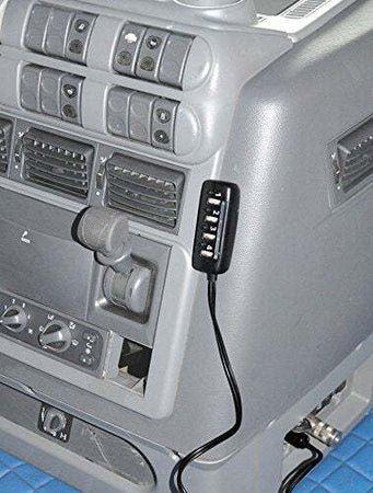 Lampa-38962-Plafoniera,-12/24V-4-Porte-USB