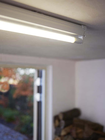 Lampada a LED TUBO per plafoniere o singolo alloggiamento da 18W, G13 6500K lumen PHILIPS 800LM classe A+ Illuminazione/Illuminazione per interni/Lampadari lampade a sospensione e plafoniere/Lampade a sospensione Scontolo.net - Potenza, Commerciovirtuoso.it